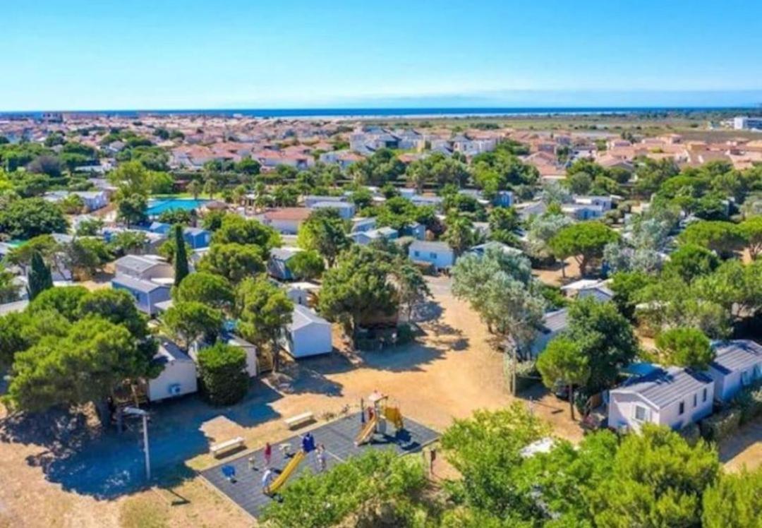 Les Mobil Homes De Naka, Une Entree Gratuite Pour La Reserve Africaine Port-la-Nouvelle Eksteriør billede